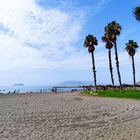Apartamento El Dorado Cerca Del Mar Málaga Dış mekan fotoğraf