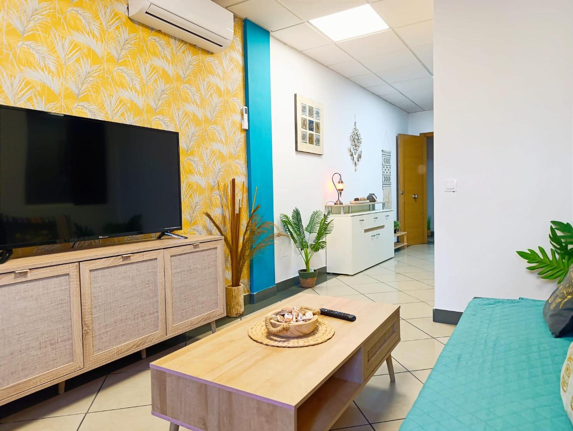 Apartamento El Dorado Cerca Del Mar Málaga Dış mekan fotoğraf